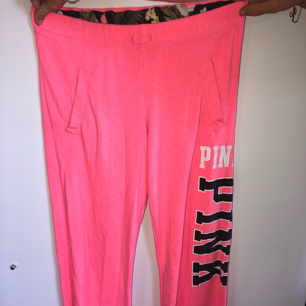 VS/Pink sweatpants